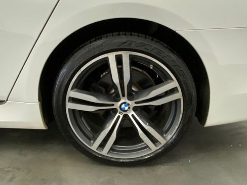 Used 2016 BMW 750i xDrive image 16