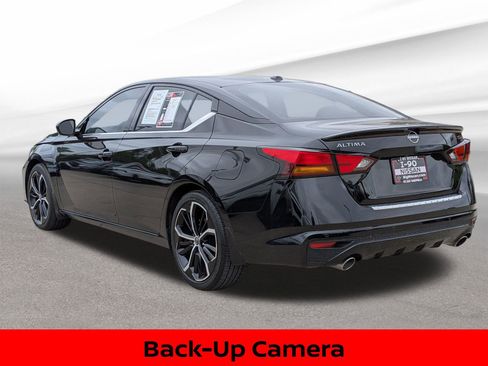 Certified 2023 Nissan Altima 2.5 SR w/ SR Premium Package FWD image 11