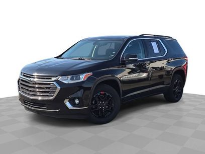 Used 2021 Chevrolet Traverse LT