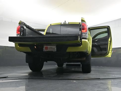 Used 2023 Toyota Tacoma TRD Sport w/ Black Out Package (TMS) AWD/4WD image 43