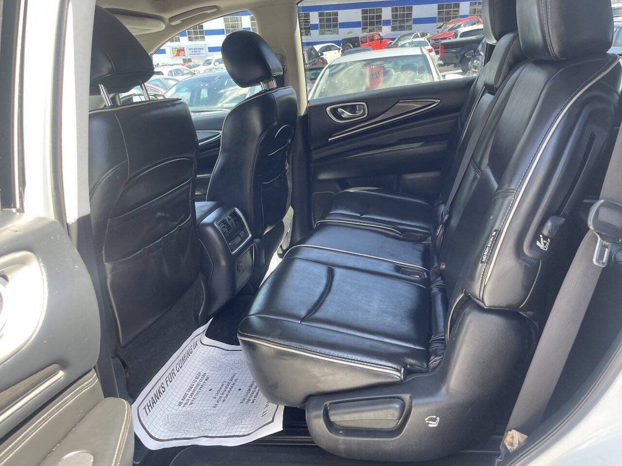 Used 2019 INFINITI QX60 Pure AWD/4WD image 16