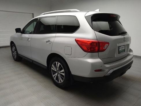 Used 2020 Nissan Pathfinder SL AWD/4WD image 5