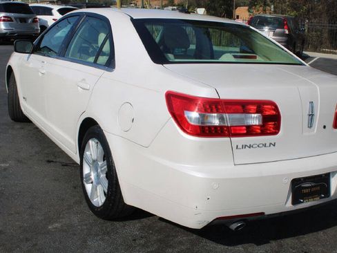 Used 2009 Lincoln MKZ FWD image 6