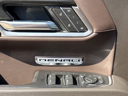 New 2026 GMC Sierra 1500 Denali w/ Denali Reserve Package AWD/4WD image 17