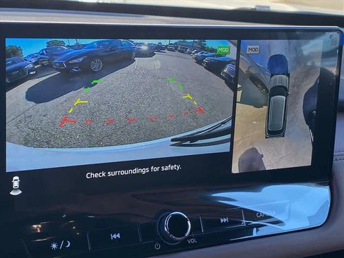 New 2025 Mitsubishi Outlander SEL image 11