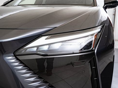 Certified 2023 Lexus RZ 450e Premium w/ Technology Package AWD/4WD image 14