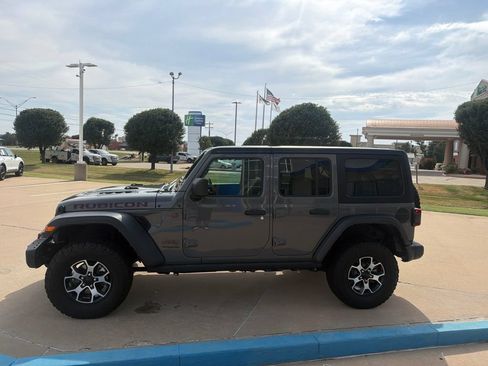 Used 2022 Jeep Wrangler Unlimited Rubicon w/ Steel Bumper Group AWD/4WD image 7