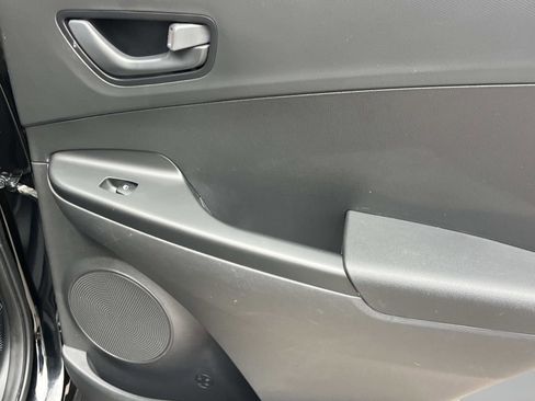 Used 2023 Hyundai Kona SEL image 21