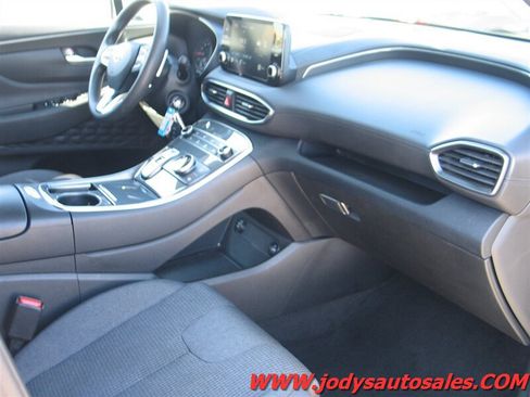Used 2023 Hyundai Santa Fe SE AWD/4WD image 19
