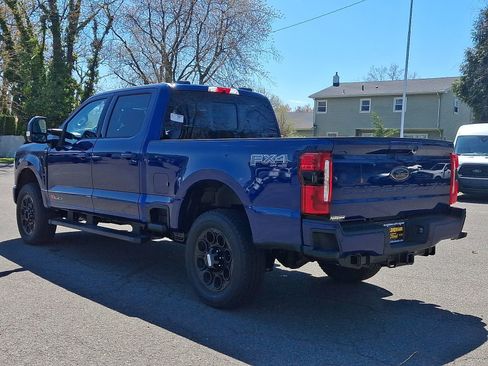 New 2026 Ford F250 Lariat w/ Black Appearance Package image 4