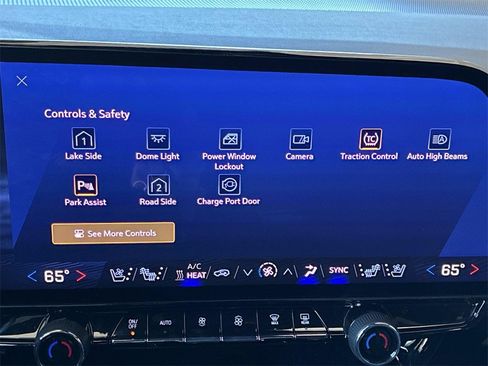 Used 2025 Chevrolet Blazer EV RS image 35