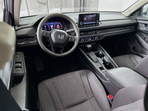 Used 2023 Honda Accord EX image 14