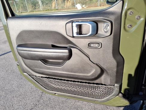 Used 2021 Jeep Wrangler Unlimited Sport image 25