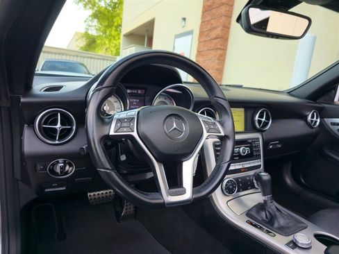Used 2012 Mercedes-Benz SLK 350 image 15