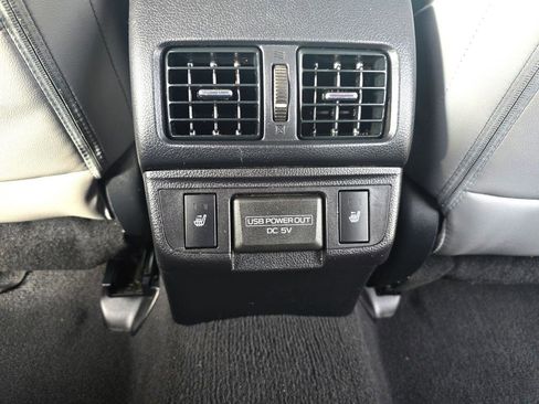 Used 2018 Subaru Outback 2.5i Limited image 23