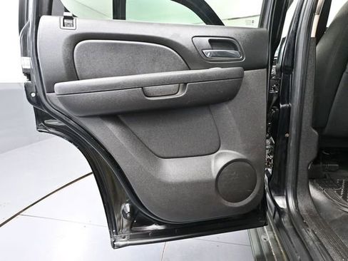 Used 2012 Chevrolet Tahoe 4WD w/ Skid Plate Package image 29