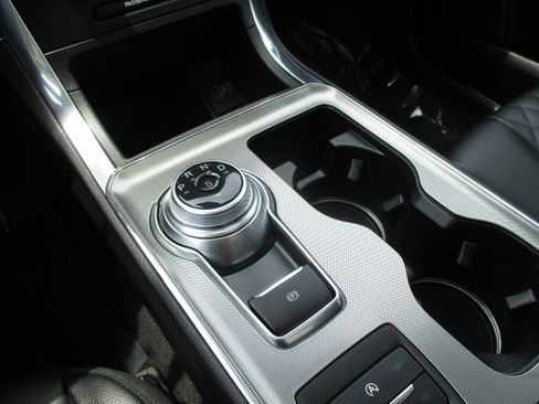 Used 2024 Ford Edge Titanium AWD/4WD image 28