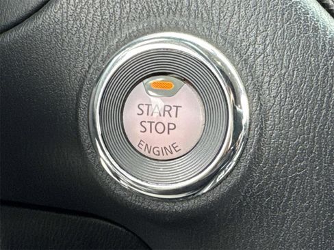 Used 2020 Nissan Pathfinder SV w/ Rock Creek Edition image 25