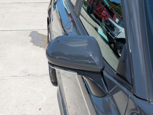 Used 2025 Toyota Camry SE FWD image 10