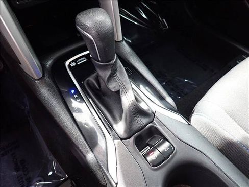 Certified 2023 Toyota Corolla Cross AWD Hybrid w/ Moonroof Package image 17