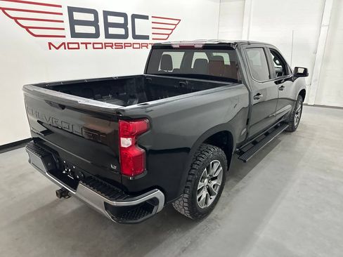 Used 2021 Chevrolet Silverado 1500 LT AWD/4WD image 8
