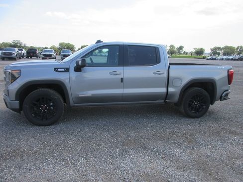 New 2026 GMC Sierra 1500 Elevation w/ Elevation Premium Package AWD/4WD image 11
