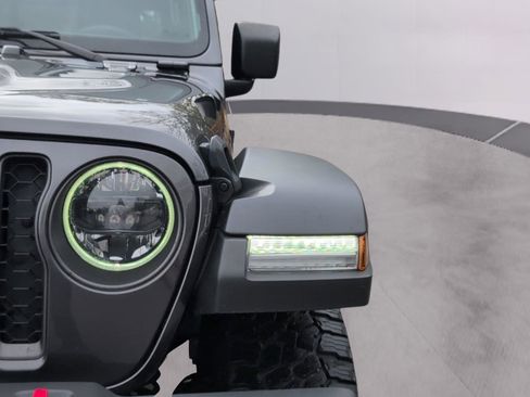 Used 2023 Jeep Gladiator Rubicon w/ LED Lighting Group image 30