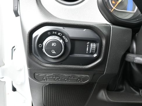 Used 2024 Jeep Gladiator Sport AWD/4WD image 14