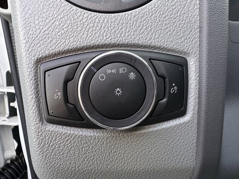 Used 2026 Ford E-450 and Econoline 450 Super Duty w/ Interior Upgrade Package image 13