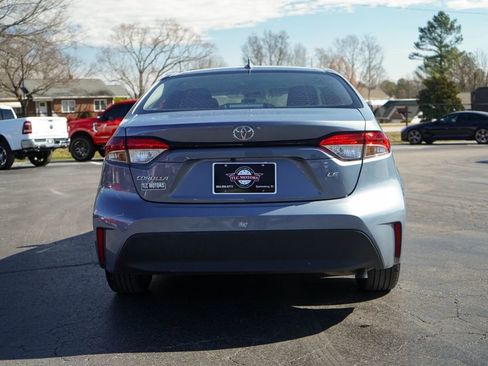 Used 2025 Toyota Corolla LE image 12