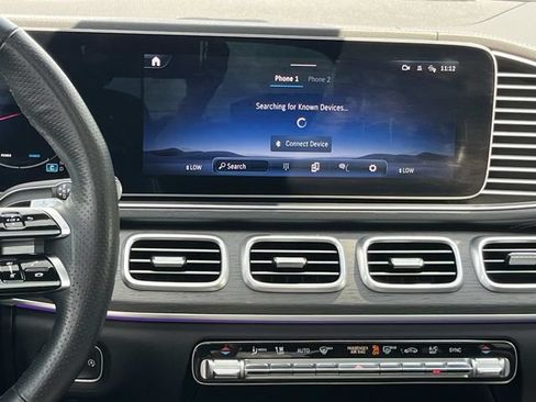 Used 2025 Mercedes-Benz GLS 450 4MATIC image 20