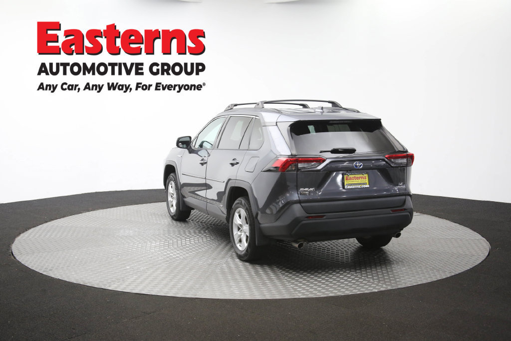 Used 2021 Toyota RAV4 LE w/ Carpet Mat Package (TMS) AWD/4WD image 68