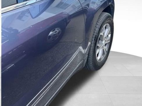 Used 2014 GMC Acadia SLT image 11