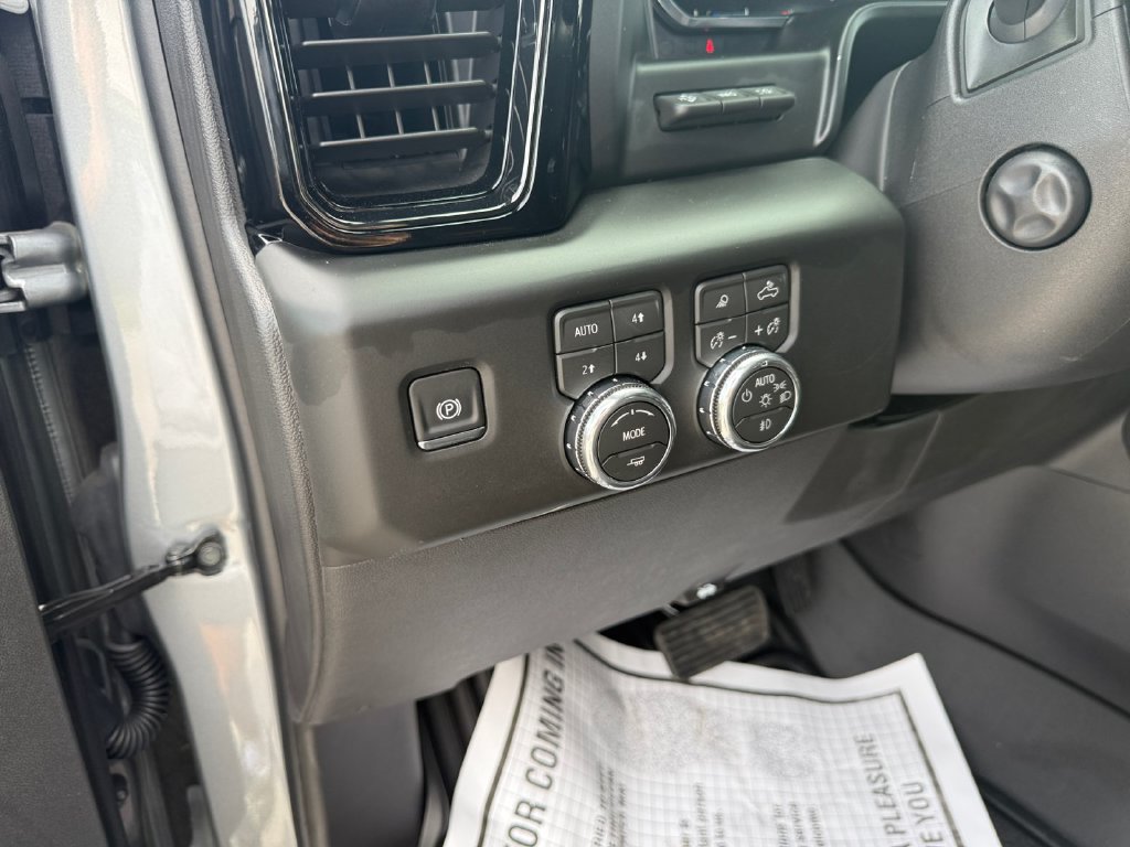 Used 2026 GMC Sierra 1500 AT4 w/ AT4 Premium Package AWD/4WD image 19