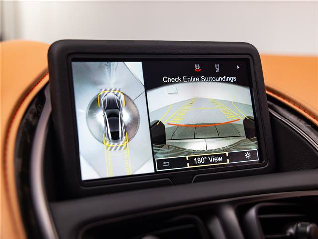 Used 2021 Aston Martin DB11 Coupe RWD image 25