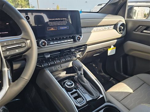 New 2026 Chevrolet Colorado ZR2 w/ ZR2 Bison Edition image 27