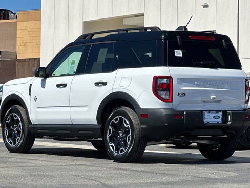 New 2026 Ford Bronco Sport Outer Banks AWD/4WD image 5