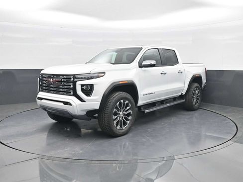 New 2026 GMC Canyon Denali AWD/4WD image 4