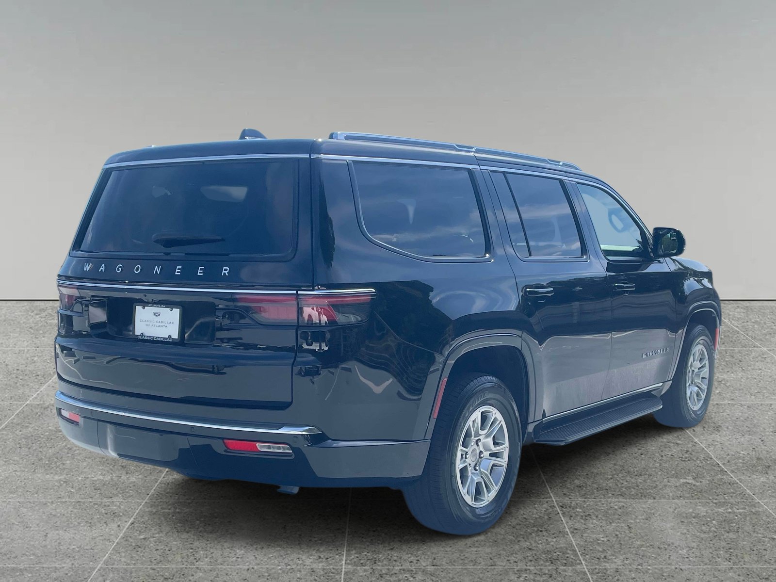 Used 2024 Jeep Wagoneer 4WD image 5