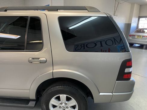 Used 2008 Ford Explorer XLT image 15