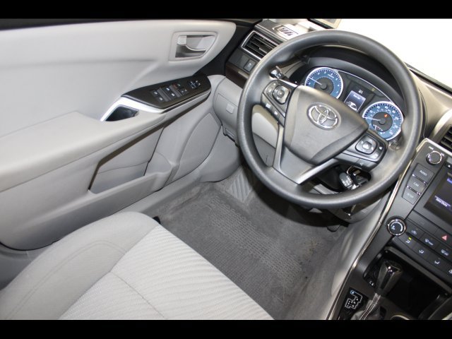 Used 2017 Toyota Camry LE FWD image 18