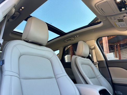 Used 2024 Lincoln Corsair Grand Touring w/ Equipment Group 301A image 18