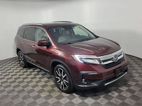 Certified 2021 Honda Pilot Touring image 2