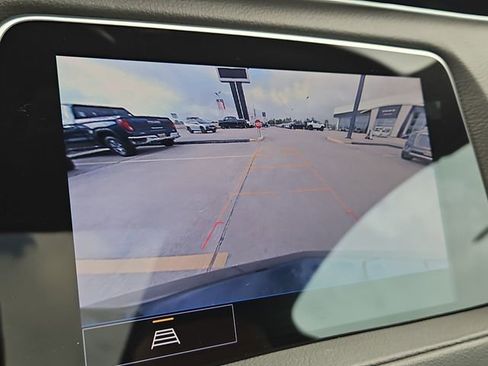 Used 2023 Cadillac XT4 Sport FWD image 2