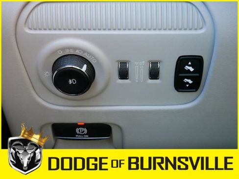 Used 2023 Jeep Grand Wagoneer Series II AWD/4WD image 25