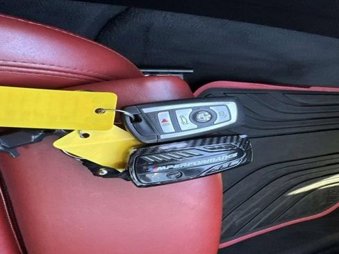 Used 2019 BMW M4 Convertible w/ Competition Package RWD image 28