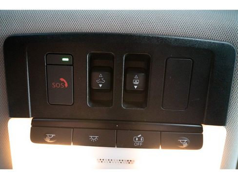 Used 2023 Nissan Rogue SV w/ SV Premium Package FWD image 25