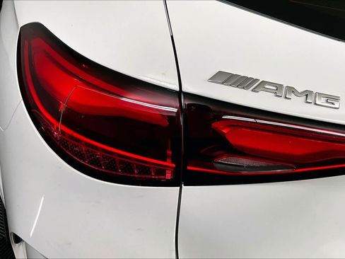 New 2026 Mercedes-Benz GLC 43 AMG 4MATIC image 6