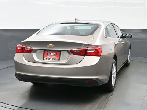 Used 2023 Chevrolet Malibu LT w/ Driver Confidence Package FWD image 5