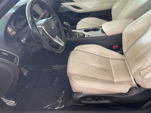 Used 2017 INFINITI Q60 Red Sport 400 image 15